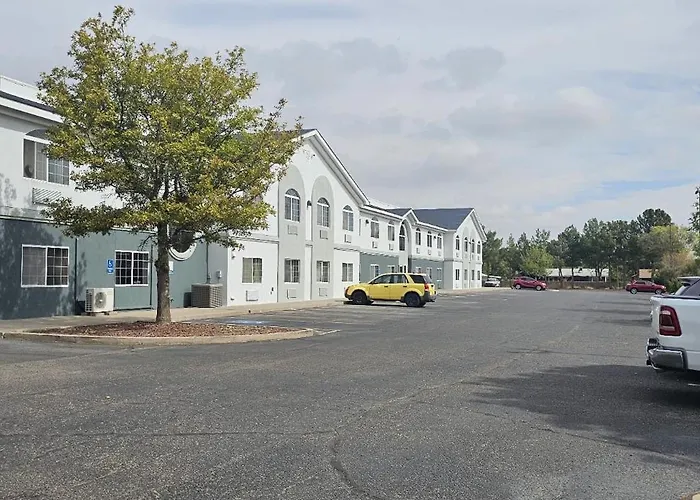Quality Inn & Suites